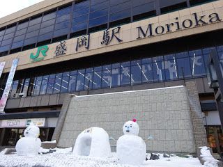 観光で盛岡城をお城巡り。名物のじゃじゃ麺と冷麺を頂く。