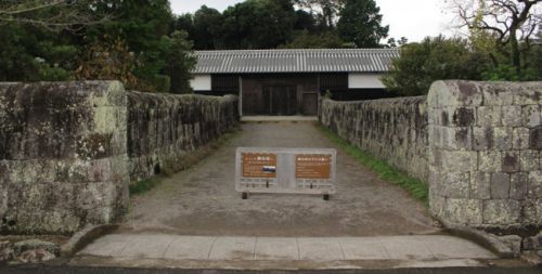 鍋島信房と城下町が素晴らしい鍋島陣屋～神代城(鶴亀城)と神代貴茂も