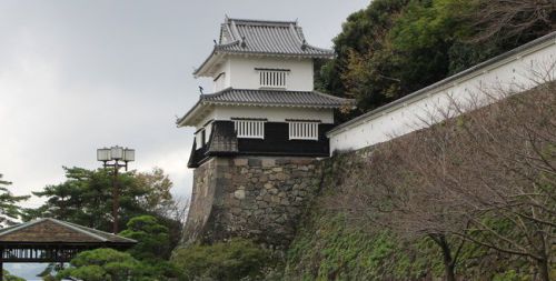 大村純忠と大村喜前とは～玖島城(大村城)の見事な石垣も