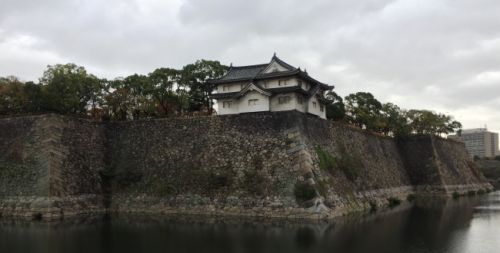 大坂落城を生き抜いた豊臣家の侍女「おきく」の決死行