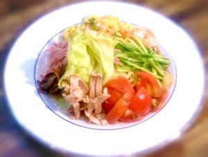 夏に美味しい特製冷麺が、 OBSニュースに登場！ ホテルつちや 竹田城下町