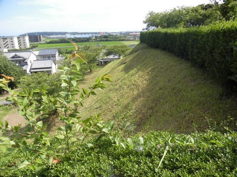 横須賀城跡つづき　三日月堀？　