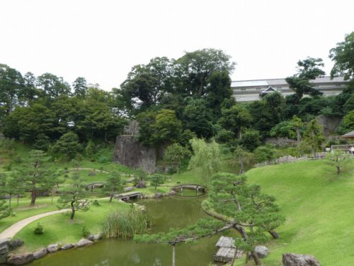 金沢城や兼六園と共に金沢旅行で必見！加賀藩藩主「前田利常（としつね）」作庭の立体的な池泉回遊式庭園「玉泉院丸庭園（ぎょくせんいん）」