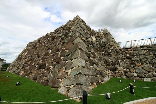 大和郡山城登城！ 続日本100名城 12城目　　数多くの転用石が使用された石垣群～其の二（完）