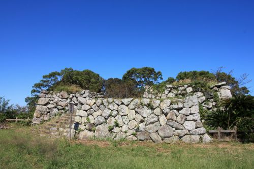 田丸城登城！続日本100名城13城目        「野面積・打込接・切込接・谷積」が見られる石垣群～其の一