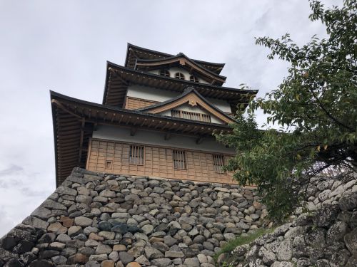 城ぶら「高島城」！かつて諏訪湖に浮かぶ城に思いを馳せて