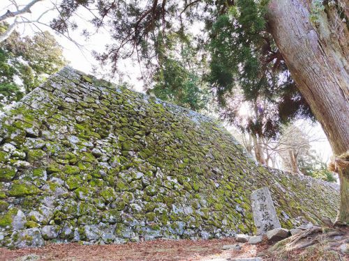 日本100名城第61番 高石垣が見事で日本三大山城のひとつ「高取城（たかとりじょう）」！スタンプ設置場所、アクセス方法、駐車場や見どころをご紹介！