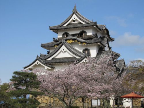 滋賀県彦根市：「彦根城」とPC、スマートフォン向けゲーム「御城プロジェクト:RE」がコラボ！２０１９年５月２日、３日に彦根城でイベント！！