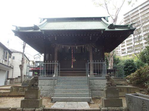 久地神社 - 久地村の鎮守として祀られていた赤城大明神が起源
