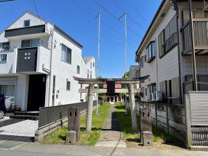 但馬稲荷社（稲城市大丸） - 古くからこの地にお祀りされているお稲荷さま