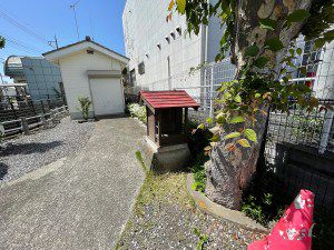 稲荷大明神（稲城市矢野口432-1） - 矢野口渡船場道に鎮座しているお稲荷さま